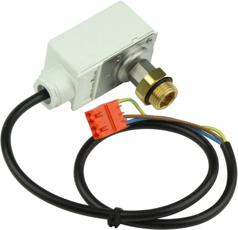 Bosch Druckwächter mit Adapter, ausgestattet mit einer elektrischen Anschlussklemme und einer metallenem Gewindeanschluss für Druckmessungen.